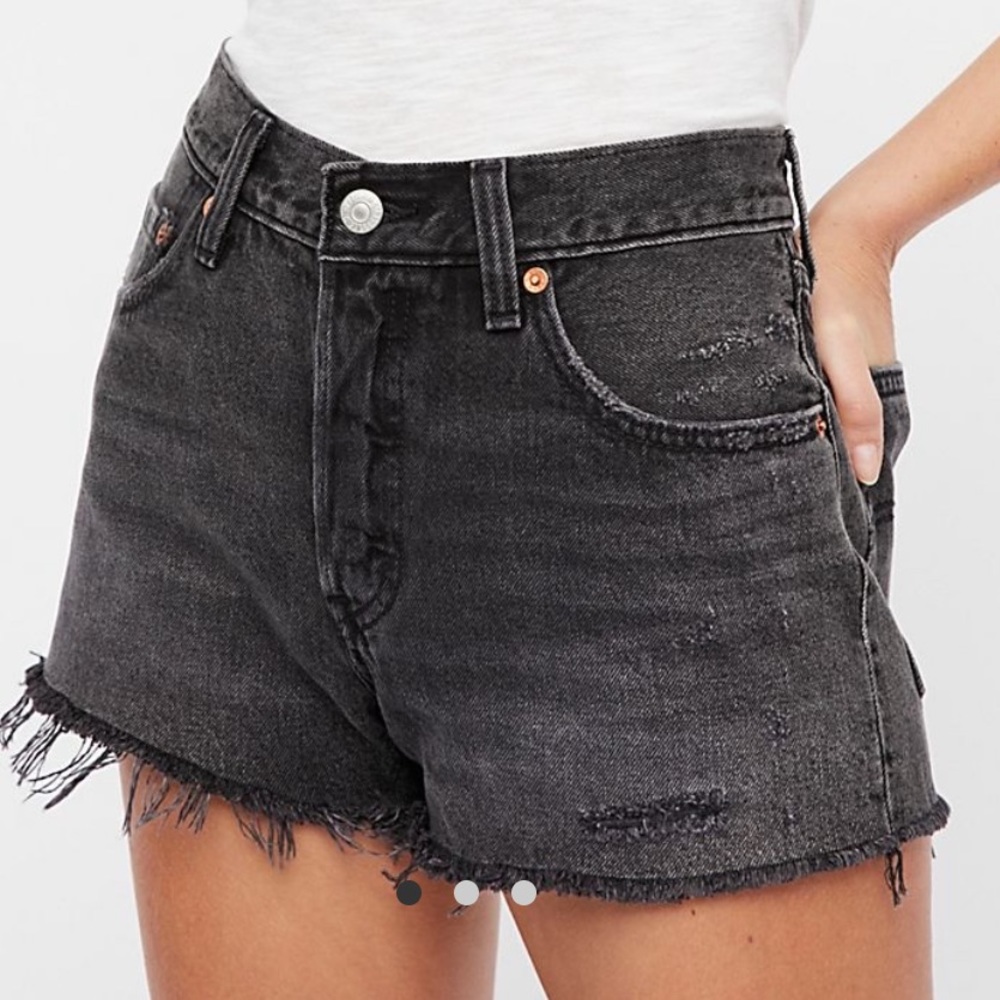 Levi’s Cut Off Shorts